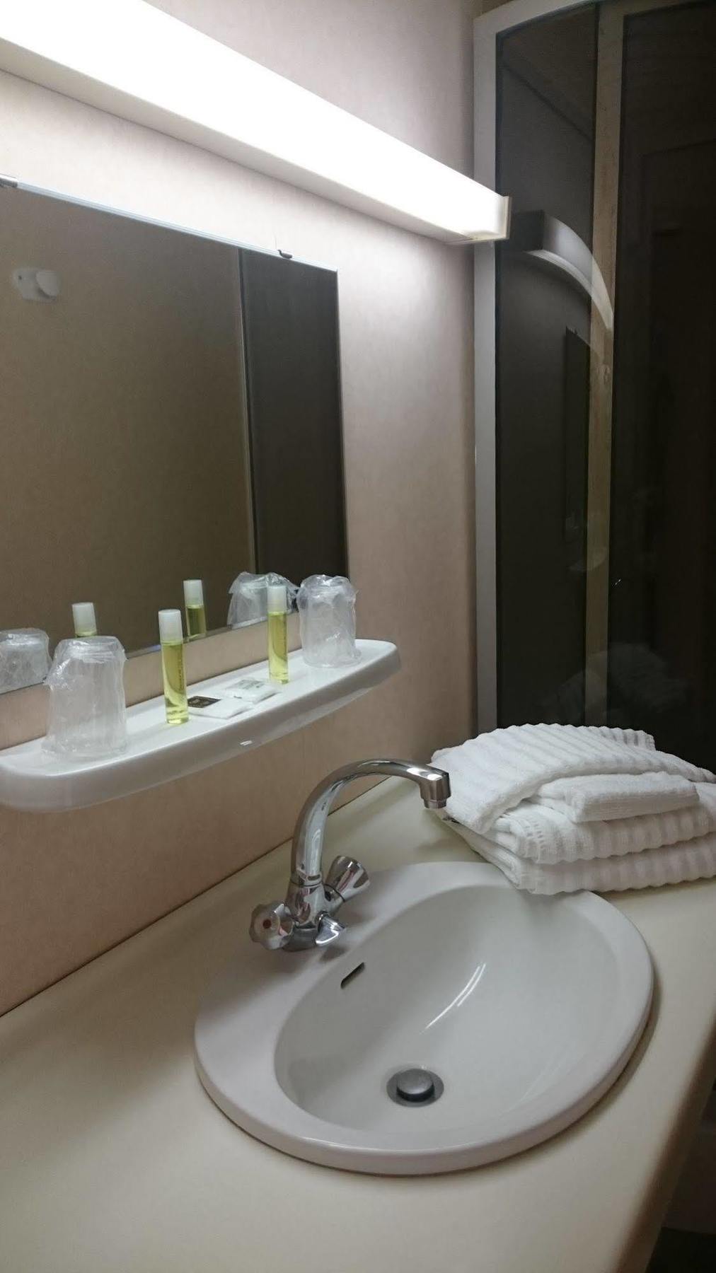 Brit Hotel Du Ban Chaudes-Aigues Εξωτερικό φωτογραφία