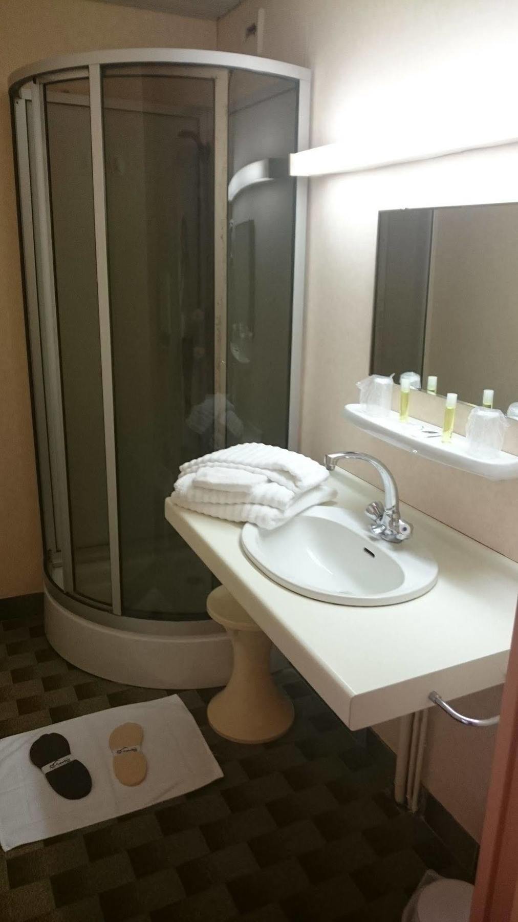 Brit Hotel Du Ban Chaudes-Aigues Εξωτερικό φωτογραφία